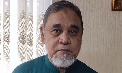 ভোটার নিবন্ধন কার্যক্রমে কর্মকর্তাদের প্রশংসা করলেন সিইসি