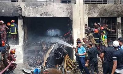 মাইলস্টোন কলেজে বিমান বিধ্বস্ত। ছবি- সংগৃহীত