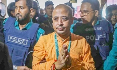 আবারও চিন্ময়কে কারাফটকে জিজ্ঞাসাবাদের অনুমতি