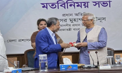 চট্টগ্রাম হার্ট ফাউন্ডেশনের জন্য জমি বরাদ্দের দলিল হস্তান্তর 