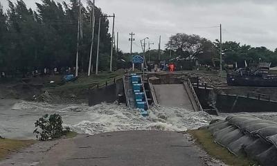জেলা প্রশাসকের যোগসাজশে মির্জার বালু উত্তোলন, তলিয়ে গেছে কোম্পানীগঞ্জ