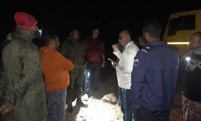 অবৈধভাবে কৃষি জমির মাটি কাটায় জরিমানা