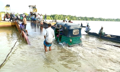 চন্দ্রঘোনা ফেরি এখন মৃত্যুফাঁদ