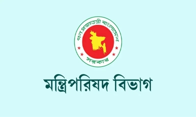 অপরাধে জড়িয়ে পড়েছেন সরকারি কর্মকর্তারা