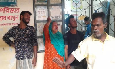 বিদ্যুৎস্পৃষ্টে শ্রমিক নিহত