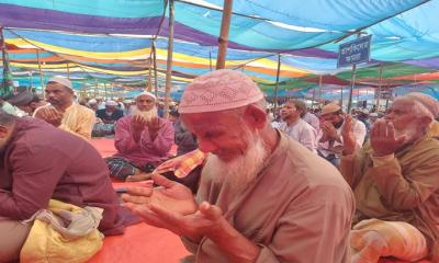 গাইবান্ধায় আখেরি মোনাজাতে শেষ হলো ইজতেমা