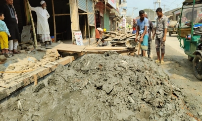 সোনারগাঁওয়ে রাস্তা নির্মাণে ব্যাপক অনিয়ম