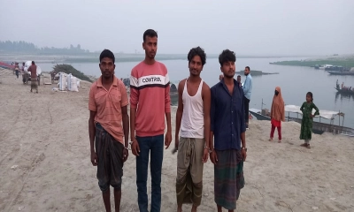অবৈধভাবে বালু উত্তোলনের অপরাধে ৪ জন গ্রেপ্তার