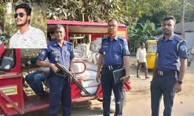 ছাত্রদলের আহ্বায়কের বাড়ি থেকে ওএমএসের চাল উদ্ধার