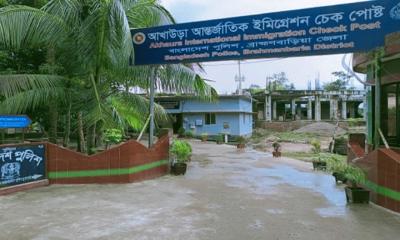 ব্রাহ্মণবাড়িয়ায় বন্যার পরিস্থিতির উন্নতি, আখাউড়ায় যাত্রী পারাপার শুরু