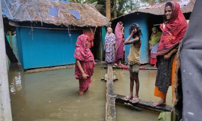 নোয়াখালীতে এখনও পানিবন্দি ১২ লাখ মানুষ, জলাবদ্ধতা