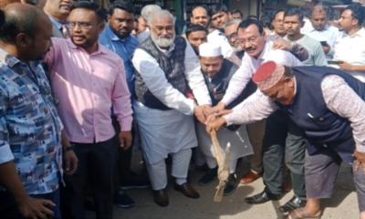 সৈয়দপুরে জনগুরুত্বপূর্ণ সড়কের সংস্কার কাজের উদ্বোধন