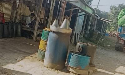 রায়গঞ্জে মহাসড়ক জুরে চোরাই তেলের মহোৎসব