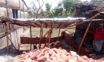 কয়রায় দোকান ঘর ভাংচুর করে দখল করার অভিযোগ