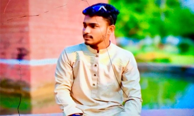 বাড়িতে বাবার মরদেহ রেখে পরীক্ষা কেন্দ্রে ছেলে