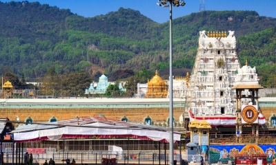 ভারতে হিন্দু না হওয়া চাকরিচ্যুত ৪ কর্মী