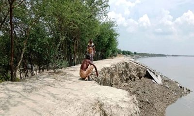 মে মাসে আতঙ্কে থাকেন উপকূলবাসী