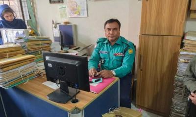 দুদকে অভিযোগ সাবেক পুলিশ পরিদর্শক আবেদ আলীর বিরুদ্ধে