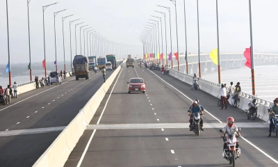 পদ্মা সেতু নির্মাণে মোবাইলে সারচার্জ বন্ধে আইনি নোটিশ