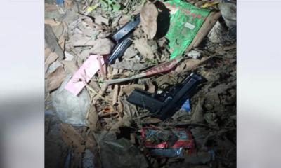 নাটোরে রাস্তার পাশ থেকে পিস্তলসহ ১১ তাজা গুলি উদ্ধার