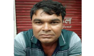 জলদস্যুদের গুলিতে মোকারম মাঝি নিহত