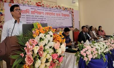 সোনারগাঁয়ে মাসব্যপী ১৬ উপজেলার গ্রাম পুলিশদের বুনিয়াদি প্রশিক্ষণ