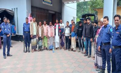রাজৈরে ১৫ জুয়াড়ি আটক, নগদ টাকা উদ্ধার