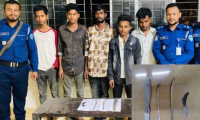 কক্সবাজারে চাকুসহ ৫ ছিনতাইকারী আটক, টমটম জব্দ