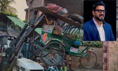 গুঁড়িয়ে দেওয়া তিন রিকশার চালকদের ক্ষতিপূরণ দেওয়া হচ্ছে