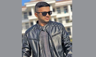 বিমান বিধ্বস্তে পাইলট তৌকির নিহত