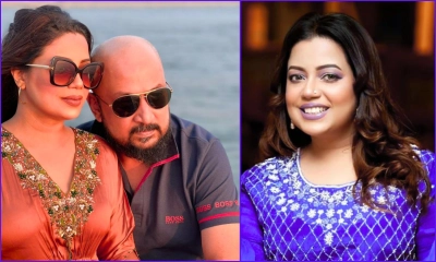 স্ট্যাটাস সরিয়ে নিলেন কনার স্বামী