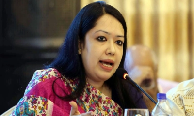 সরকার এখন পাঁচ বছর থাকতে চায়: রুমিন ফারহানা