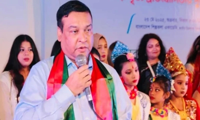বিজাতীয় সংস্কৃতি ছুড়ে সুস্থ সংস্কৃতি চর্চা করতে হবে : কাদের গনি