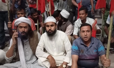 নাশকতার মামলায় খেলাফত শ্রমিক আন্দোলনের সভাপতি গ্রেপ্তার, মুক্তির দাবিতে থানা ঘেরাও