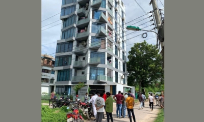 রাজশাহীতে যুবলীগ নেতা রনির অবস্থানের খবরে ভবন ঘেরাও