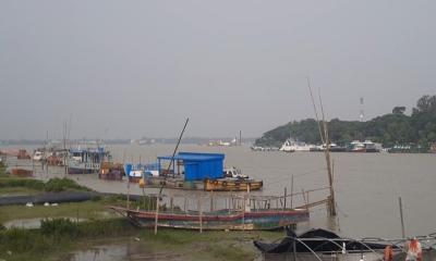 ঘূর্ণিঝড়ের প্রভাব নেই মোংলায়, ভোর থেকেই রৌদ্রজ্বল আবহাওয়া