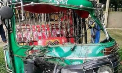 নেত্রকোণায় সিএনজি ও হ্যান্ডট্রলি সংঘর্ষে নিহত ১, আহত ৪