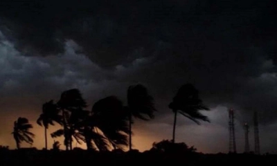 সকালের মধ্যে ৩ বিভাগে তীব্র ঝড়ের শঙ্কা
