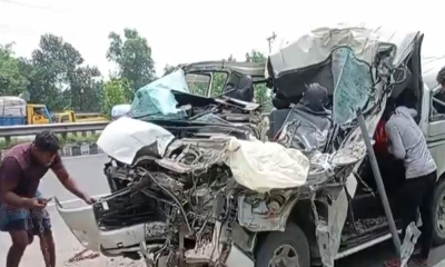 টাঙ্গাইলে ট্রাক-মাইক্রোবাস সংঘর্ষে নিহত ৩, আহত তিন