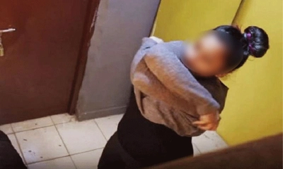 শপিংমলের গোপন ক্যামেরা থেকে বাঁচবেন যেভাবে