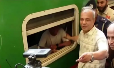 ‘এবার কালোবাজারি হচ্ছে না, আমি খুশি’