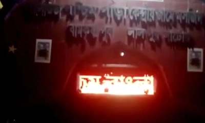 মসজিদের ডিজিটাল বোর্ডে ভেসে উঠল ‘জয় বাংলা’
