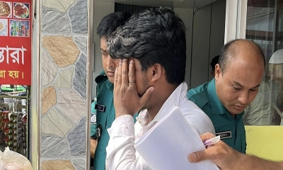 বাসে শাবি ছাত্রী হেনস্তা, সুপারভাইজর আটক