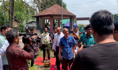 সিলেটে লালগালিচা দেখে ক্ষেপলেন স্বরাষ্ট্র উপদেষ্টা