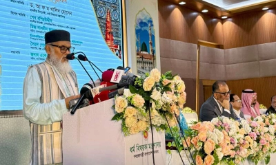 হজ ফ্লাইট উদ্বোধন করলেন ধর্ম উপদেষ্টা