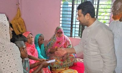 বজ্রপাতে নিহত মোকাররমের পরিবারের পাশে তারেক রহমান 