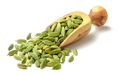 খালি পেটে এলাচ খাওয়ার উপকারিতা