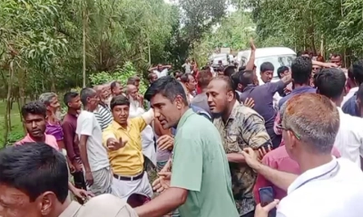 উপদেষ্টা রিজওয়ানার গাড়ি বহরে হামলা