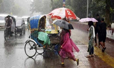 নিম্নচাপ এখন ঢাকায়, ভারী বৃষ্টিতে দুর্ভোগ চরমে