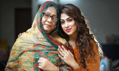 কিডনি কাজ করছে না, হাসপাতালে ভর্তি পপির মা